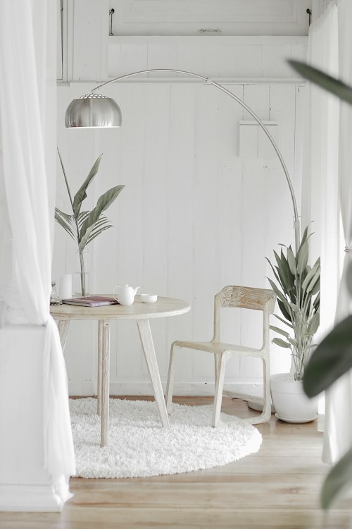 Cathy home table